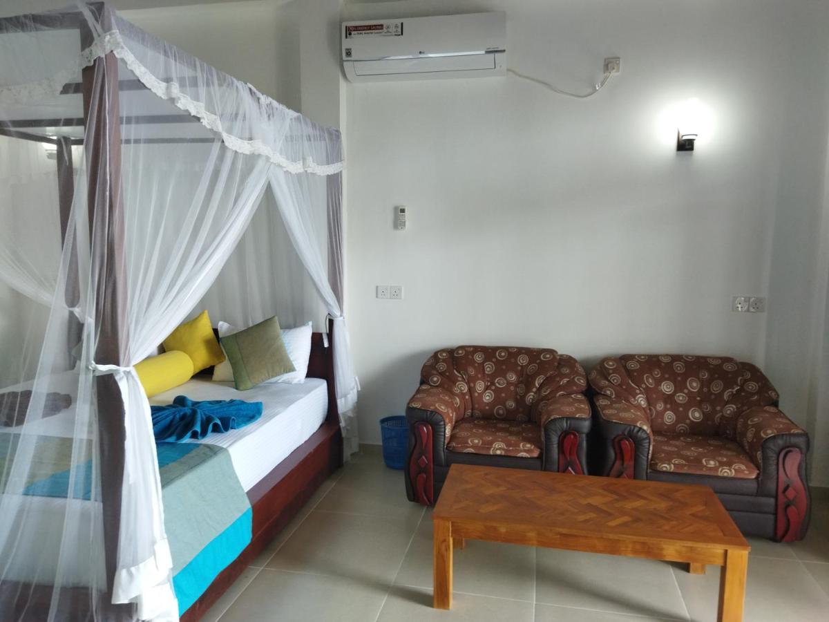 טנגלה Shanika Beach Inn מראה חיצוני תמונה