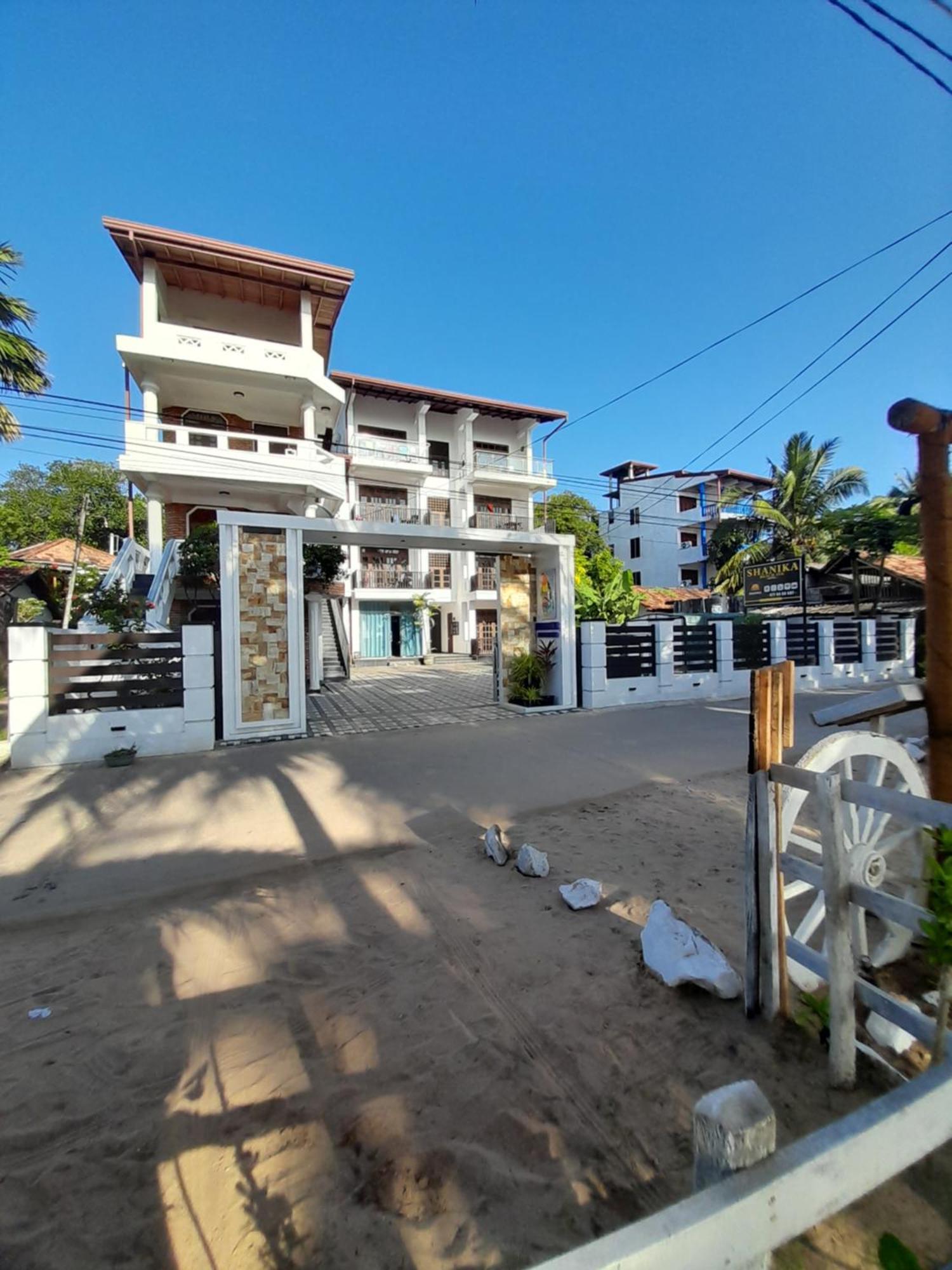 טנגלה Shanika Beach Inn מראה חיצוני תמונה
